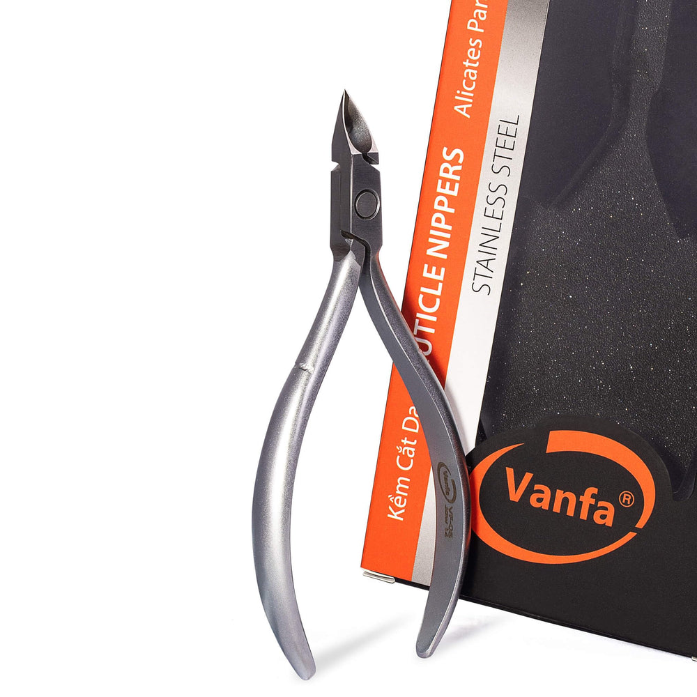 Vanfa cuticle nippers with square head for precise trimming.