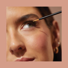 Packaging close-up showing vegan and cruelty-free credentials for VEGAMOUR GRO Lash Serum.