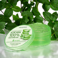 Venamine Gel de Aloe Vera, textura clara para sensaciones de frescura en la piel.