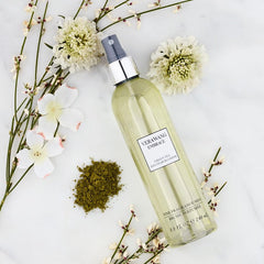 Vera Wang Embrace spray offers a quick morning refresh with bright notes.