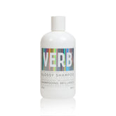 VERB Glossy Shampoo, botella frontal, muestra limpieza y brillo.