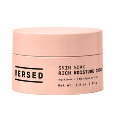 Versed Skin Soak crema nocturna rica, textura suave que hidrata durante la noche