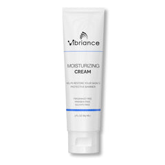 Vibriance Moisturizing Cream texture close-up highlighting quick absorption for aging skin.