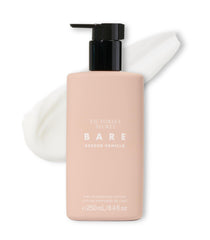 Victoria's Secret loción corporal vainilla suave; notas olfativas para aroma estable.