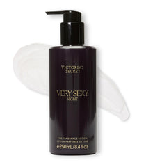 Victoria's Secret Very Sexy Night loción en botella para una aplicación suave y piel hidratada