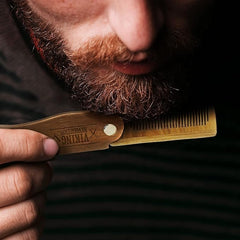 Viking Revolution beard-comb-in-gift-box confirms a ready-to-gift grooming option.