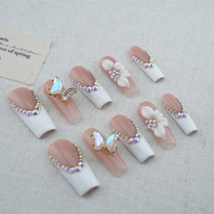 Uñas Vlazryk lujo con flores y mariposas para estilo único