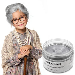 VOLLUCK wax texture close-up demonstrates easy color application and no clumps.