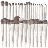 VYNESTRA 30 Pcs Pro Grade Makeup Brushes Set packaging presents a gift-ready kit