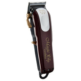 Wahl Magic Clip blade close-up showing stagger-tooth blade for precise fades.