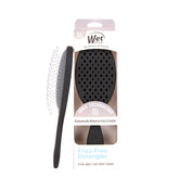 Wet Brush Frizz-Free Detangler Brush demonstrates easy detangling and frizz control for smooth mornings.