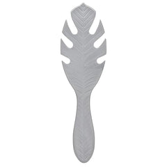 Wet Brush Go Green Detangler bristles closeup showing flexible design.