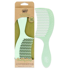 Wet Brush Go Green Tea Tree Oil Treatment Comb with WaveTooth glides through tangles for smooth detangling.
