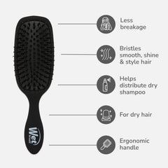 Wet Brush Smooth Styler ergonomic handle for comfortable daily use