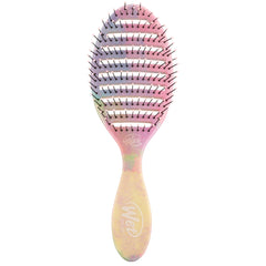Wet Brush Speed Dry Stripes vented design for faster blow-drying without snagging.