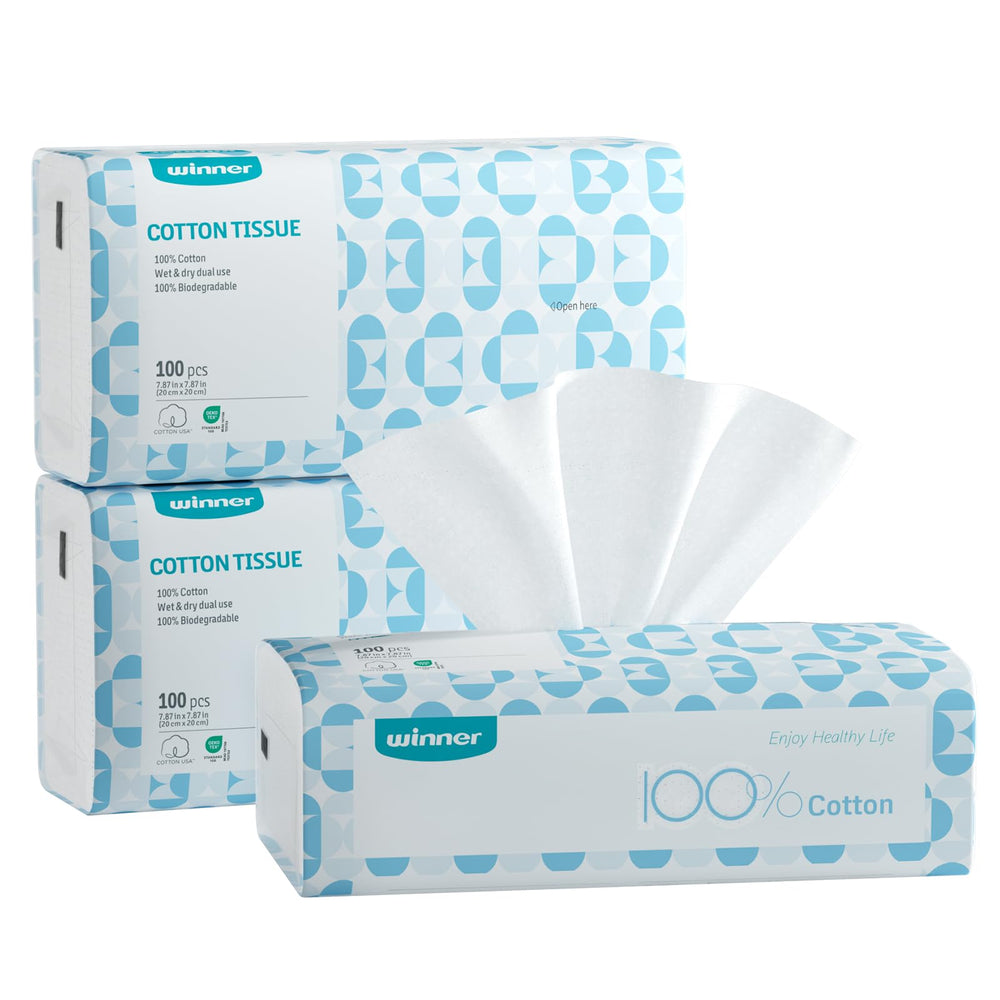 Toalla facial suave Winner en caja de tres, ideal para limpieza diaria.