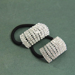 Primer plano de cristales brillantes Xiwstar para un toque glamuroso.
