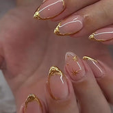Uñas XZMeiLun prensadas almendra corta con punta francesa y estrella dorada 3D, ideales para fiestas.