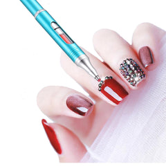 Yacig Diamond Art Pen wax core refill ready for continuous use.