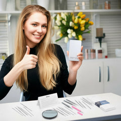 YOUYISI whitehead extractor tool for gentle removal of blemishes.