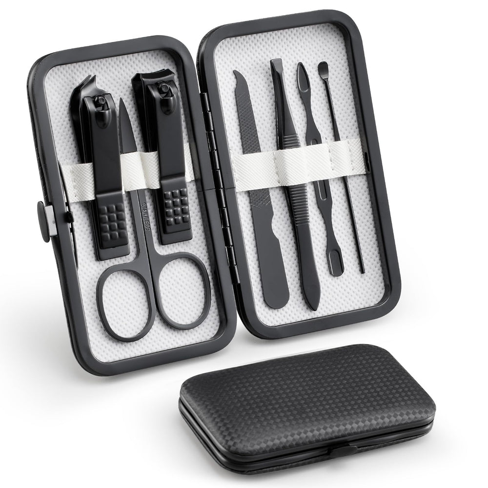 Znysuyii 7-in-1 manicure set in compact case, ideal for travel touch-ups.