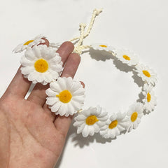 zYoung corona de girasol, detalle frontal, añade elegancia suave para sesión de boda.