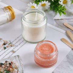 11 Hoa Kinh airtight jar with cap prevents leaks during travel.
