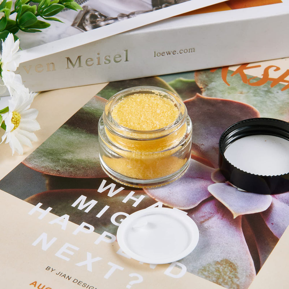 11 Hoa Kinh lip scrub jar set ideal for gifts.