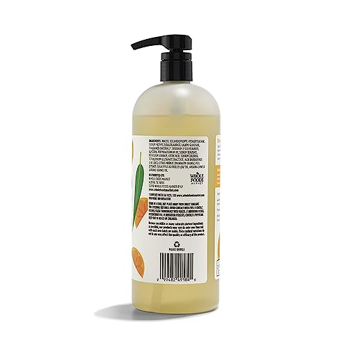 365 by Whole Foods Market satsuma eucalyptus foam being dispensed during shower