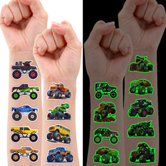 Tatuaje temporal 91TATTOOS Monster Truck luminoso, perfecto para manos durante fiestas nocturnas.