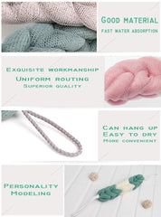 AARAINBOW rope-handles back scrubber provides a secure, comfortable grip.