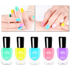 Abitzon nail polish brush application demonstrates smooth coverage and fast results.