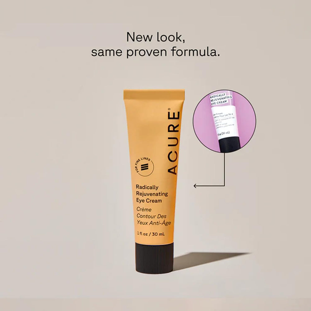 Aplicación suave de crema para ojos Acure, hidratación rápida.