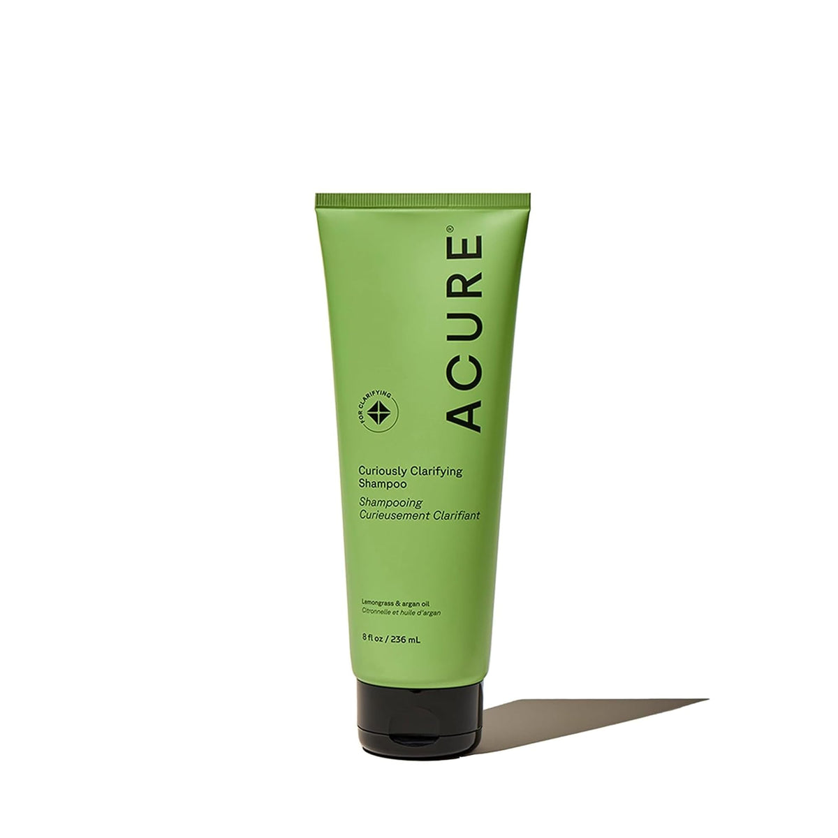 Acure Curiously Clarifying Shampoo en botella purifica cuero cabelludo y deja sensación ligera