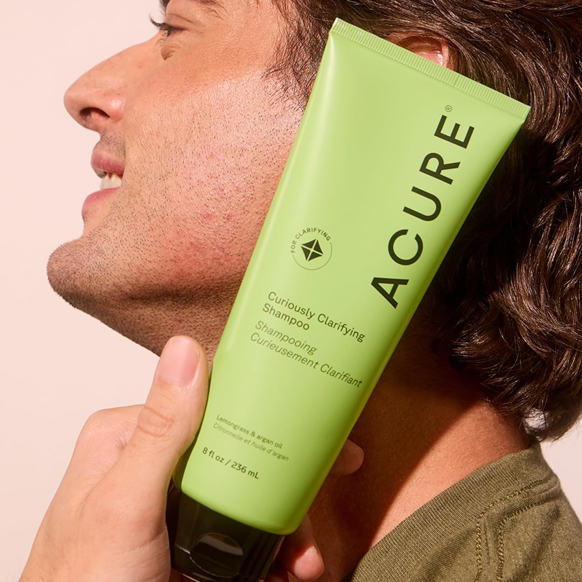 Acure Curiously Clarifying Shampoo con hierba limón y argán aroma fresco y cabello suave