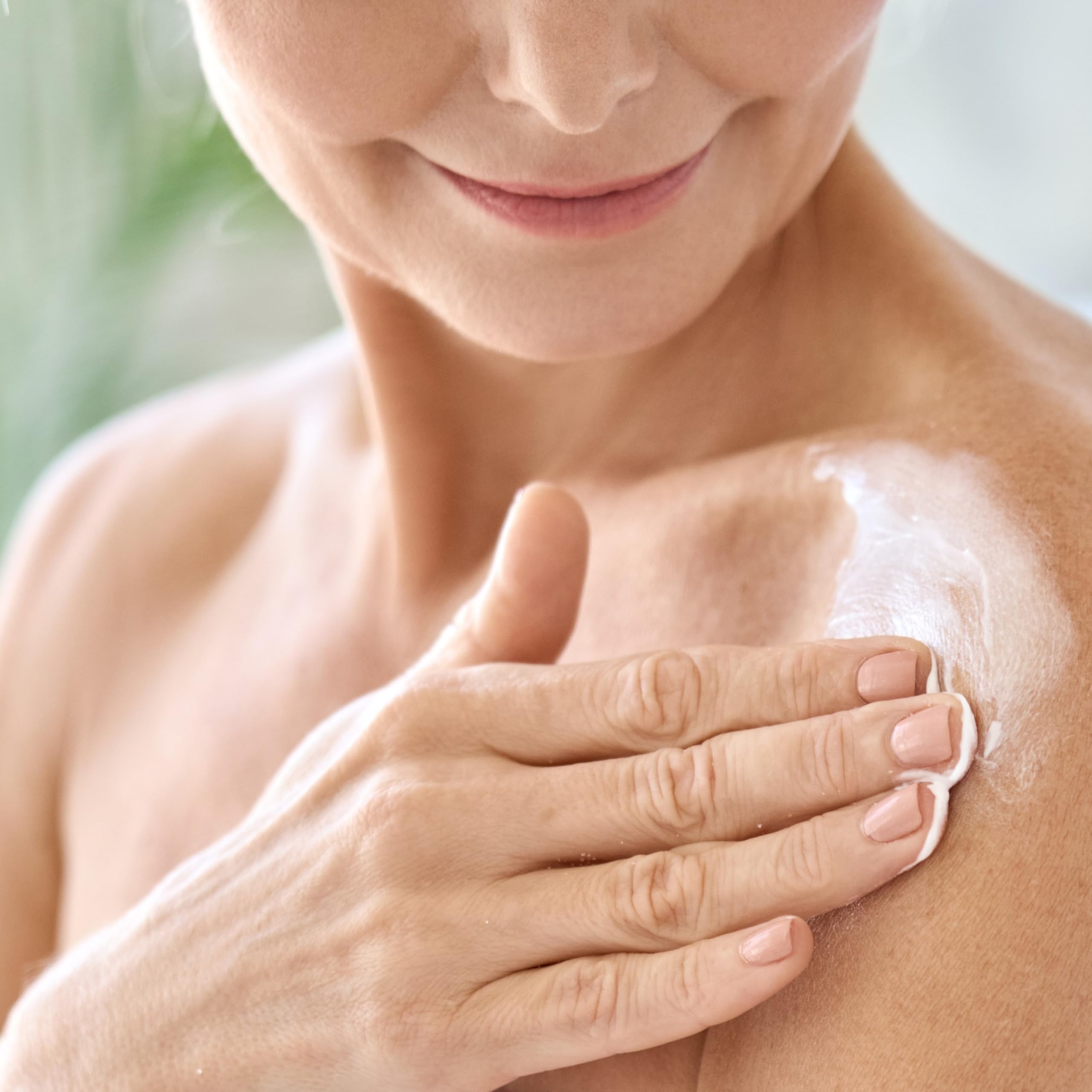 Packaging back label shows dermatologist-tested and cruelty-free features for healthier skin