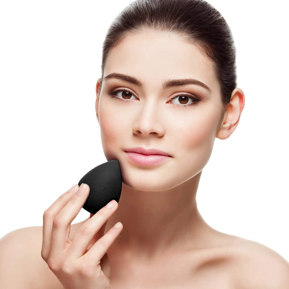 Aesthetica Cosmetics beauty sponge vegan latex-free for cruelty-free routines