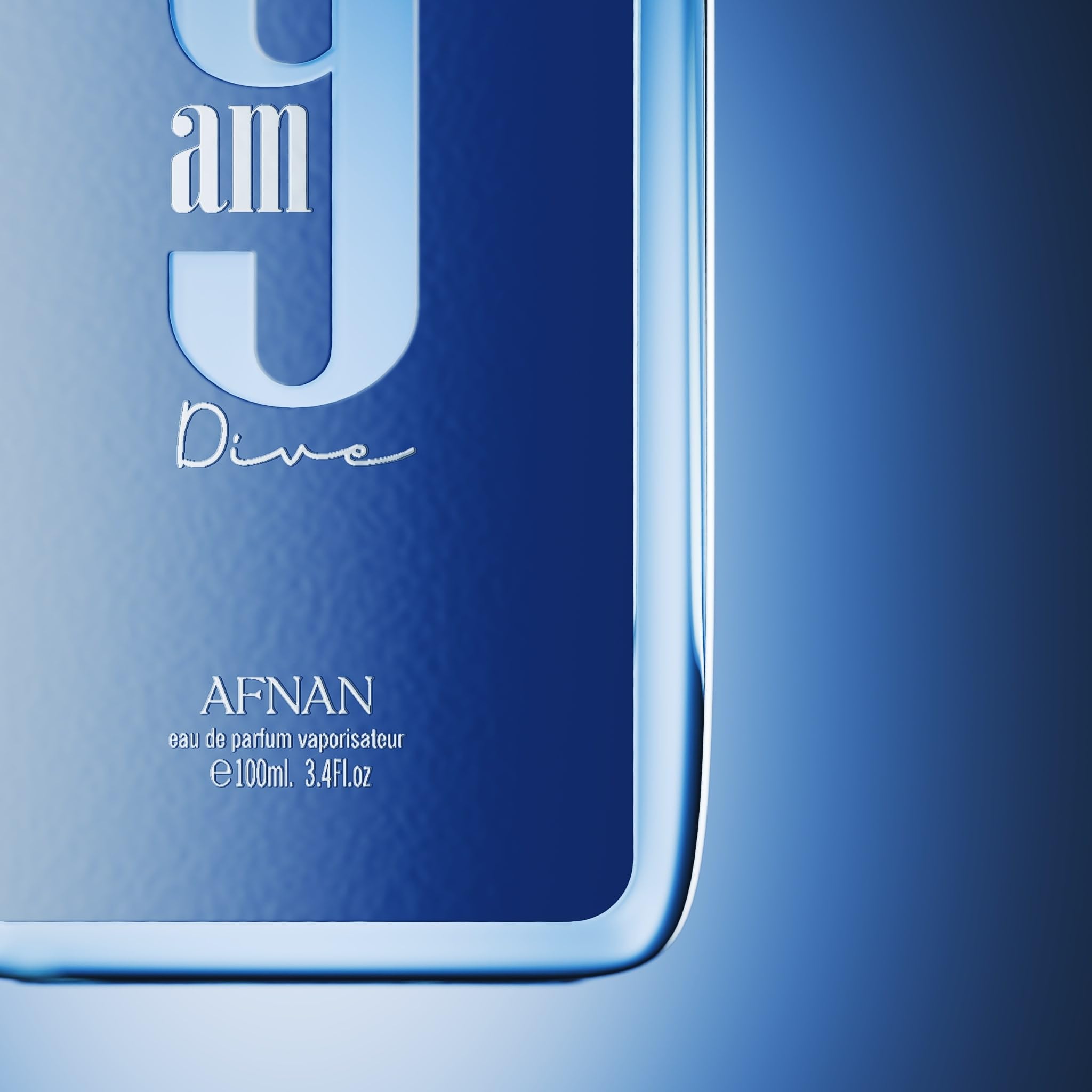 Afnan 9 AM Dive test spray demonstrating quick aroma release.