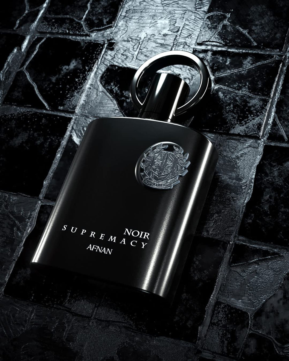 Afnan Supremacy Noir box open reveals elegant presentation