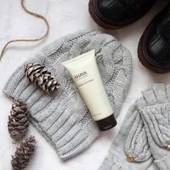 AHAVA foot cream with jojoba oil nourishes and moisturizes.