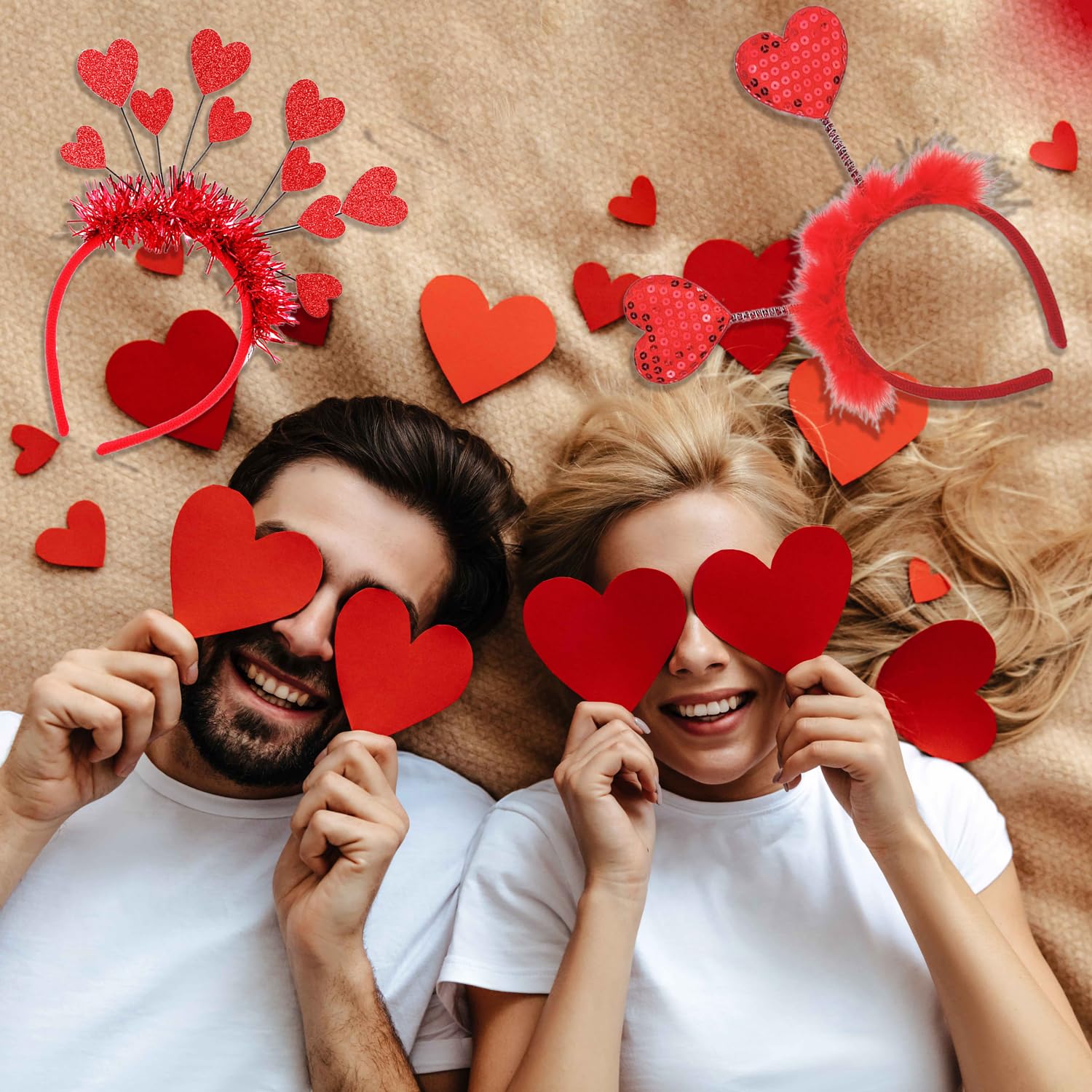 Regalo de Aikitub con diadema de corazones rojos para amigas.
