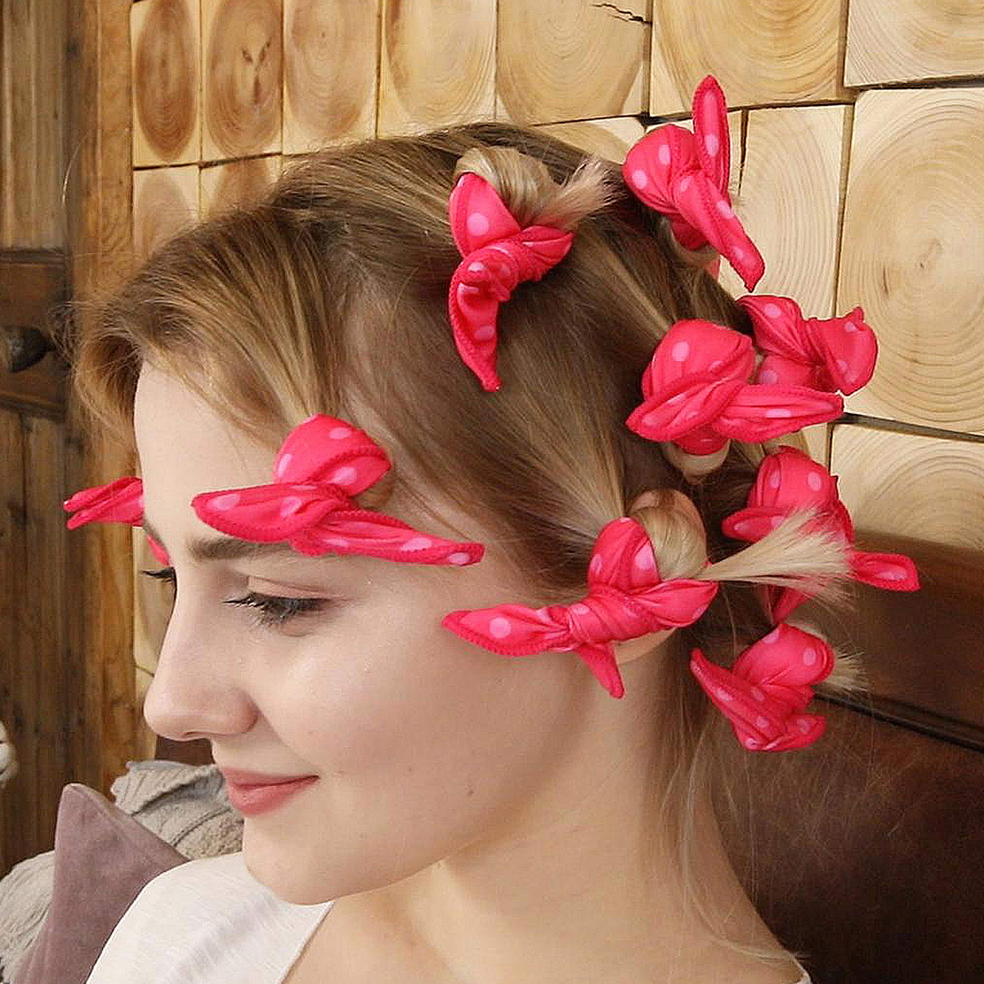Aimin Hair pink sponge curlers close-up, soft and gentle for long hair.
