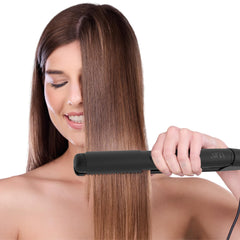 AINA Hair Straightener Comb locking design and compact, travel-friendly layout.