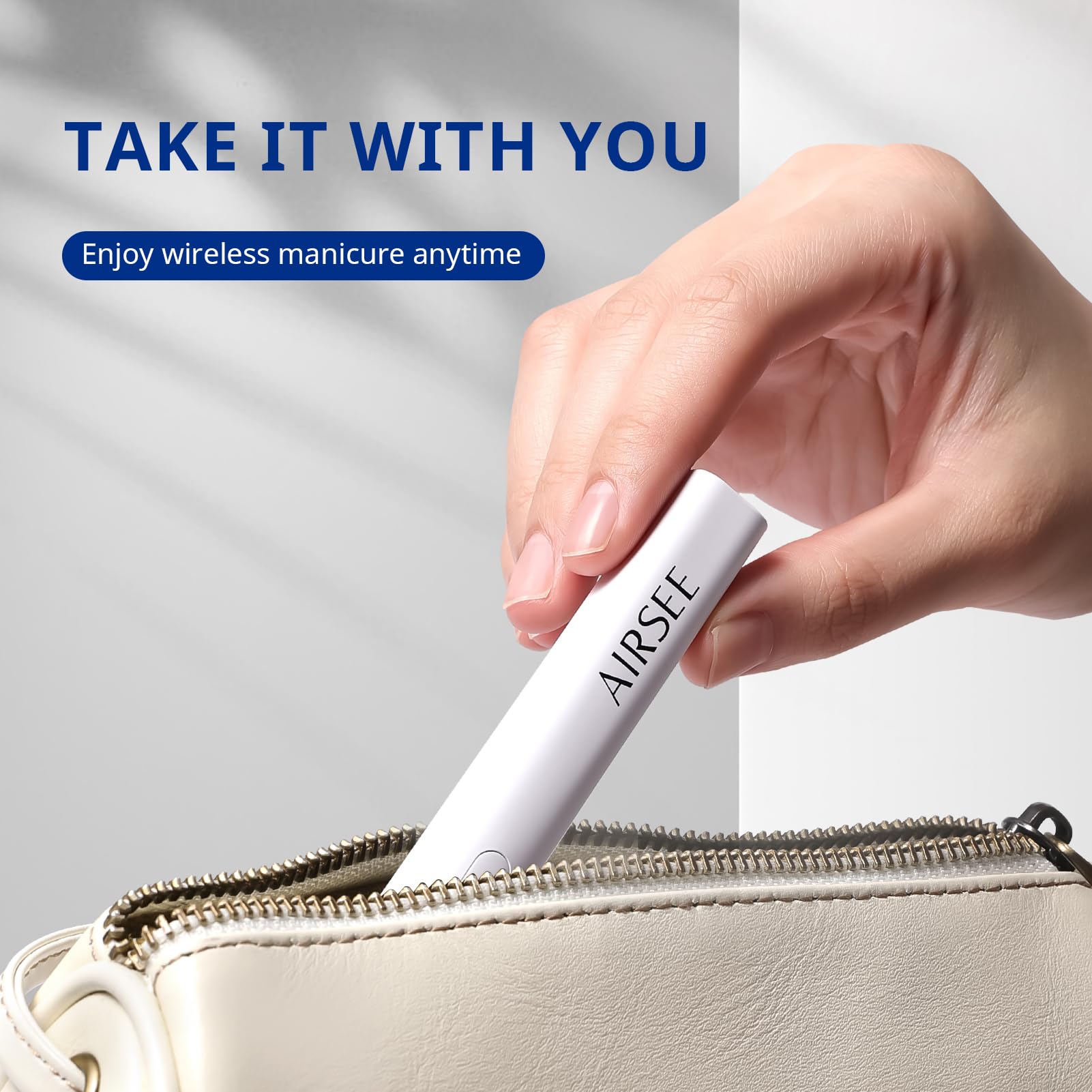 AIRSEE travel-case ready lamp for mani sessions on the go