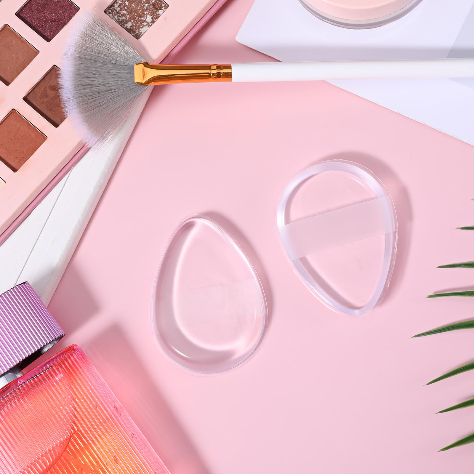 Ajcotahm portable silicone sponge for on-the-go makeup