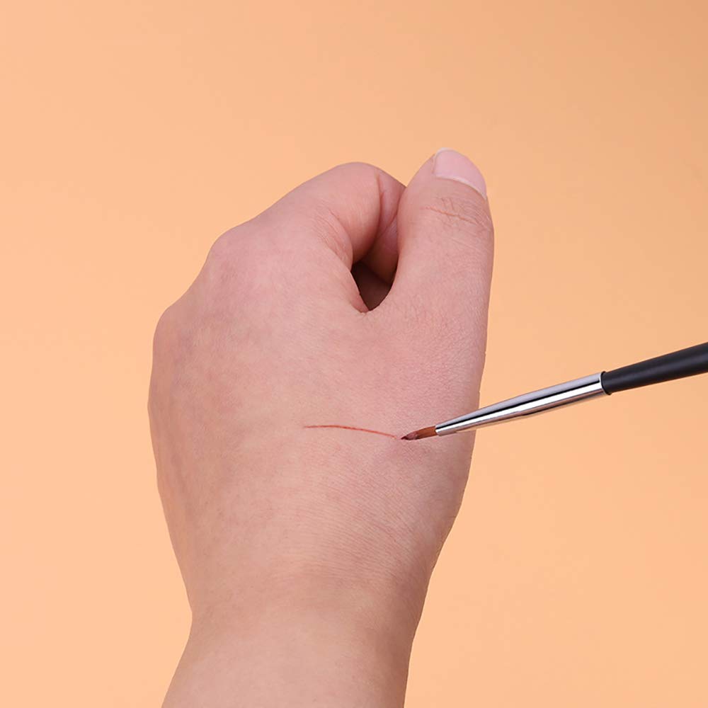 Akittyya nickel-plated tube brush construction emphasizes durability and clean lines