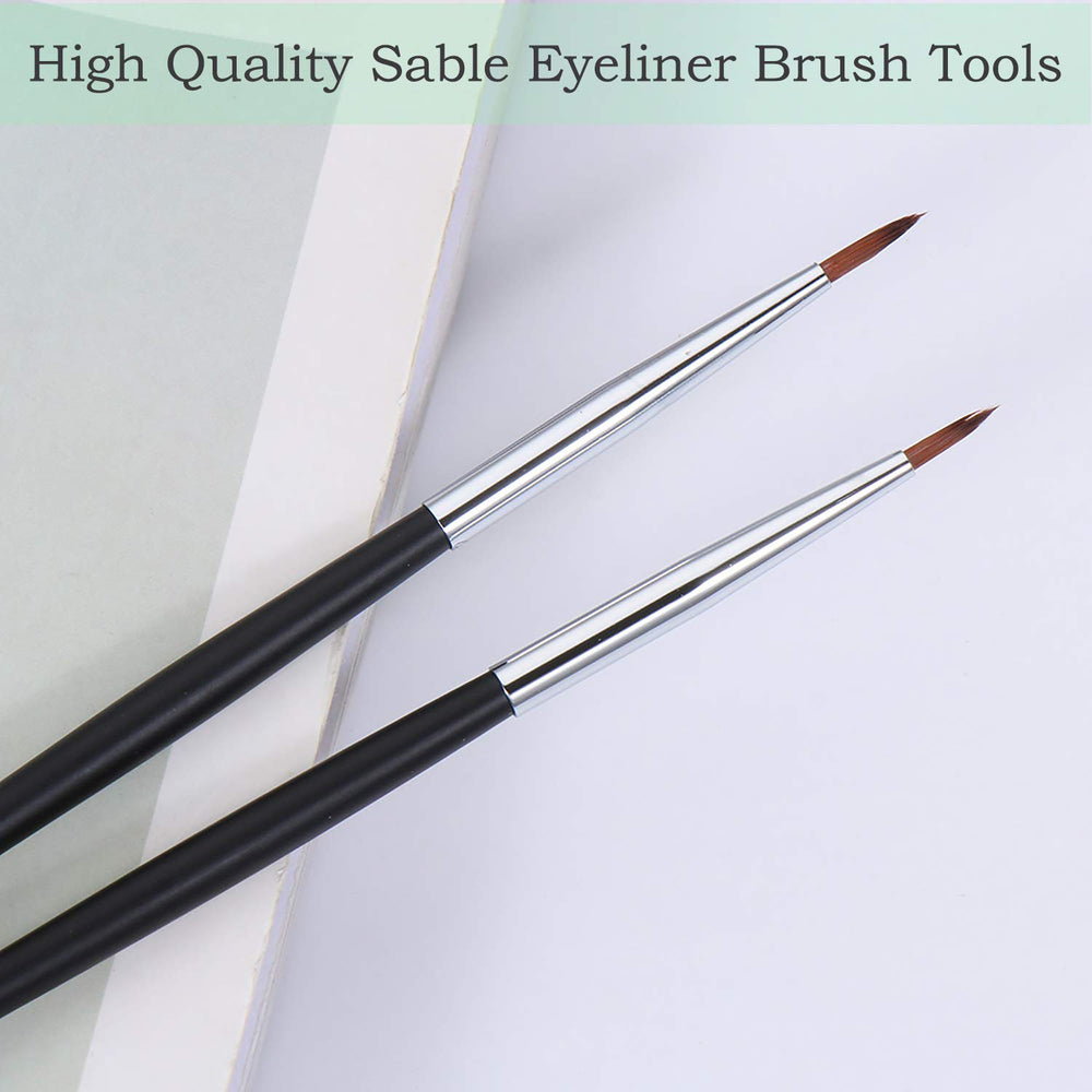 Akittyya soft sable hair brush close-up highlighting luxurious smoothing during eye makeup