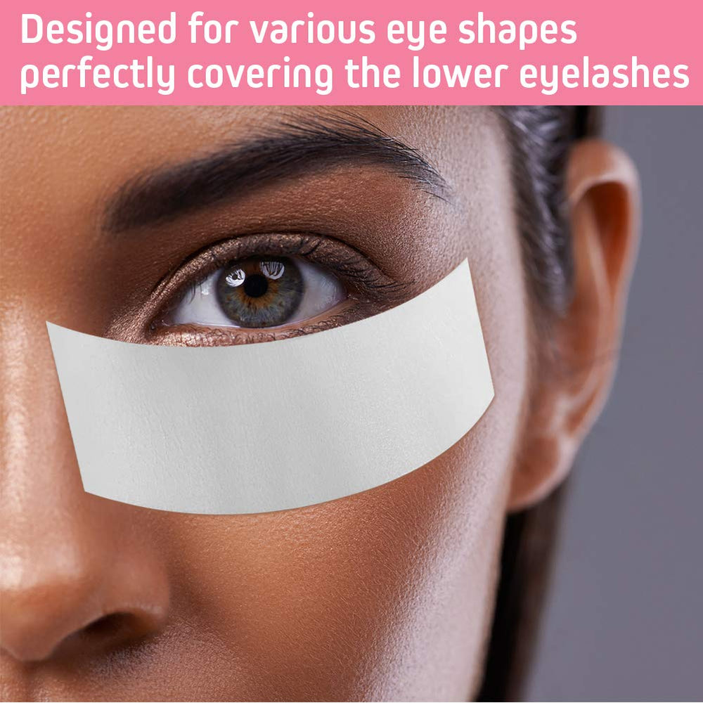 Akissos eye pads in use during eyelash extensions for comfort and protection.