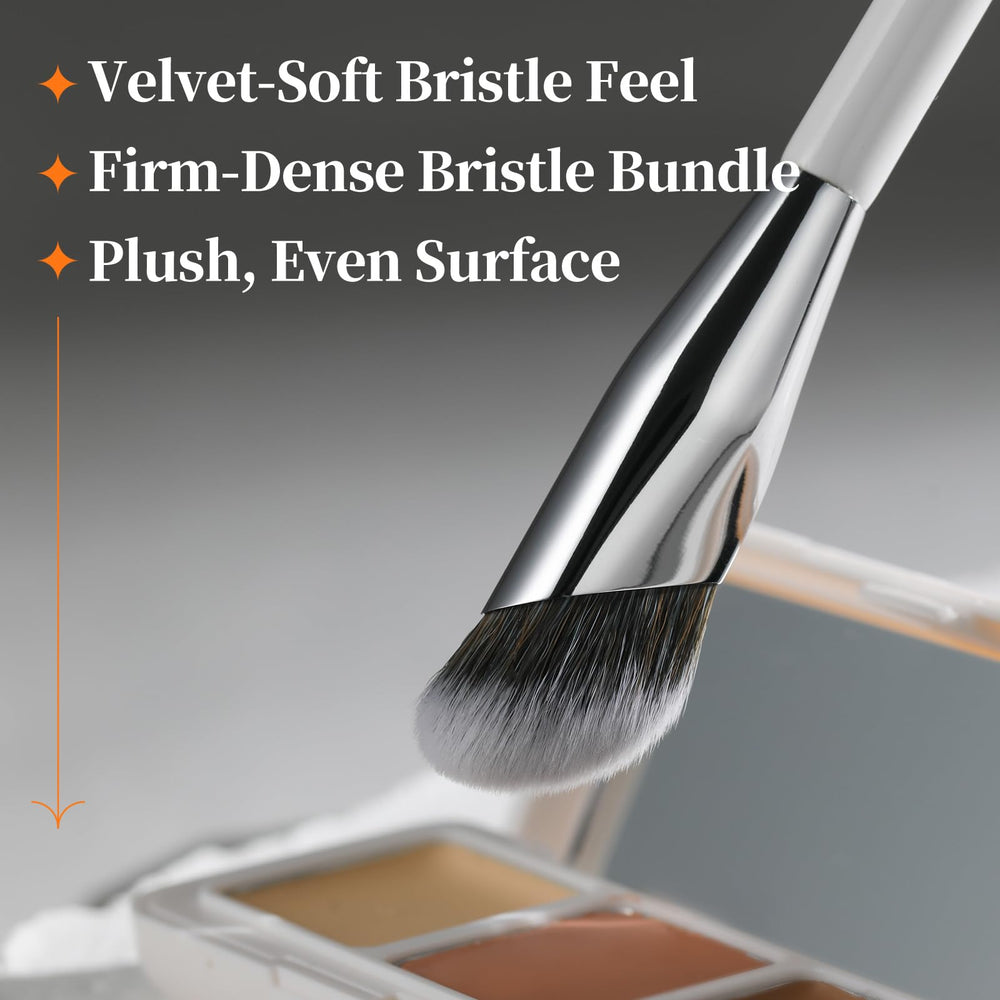 Albeaut Concealer Brush angled contour around the nose for definition.