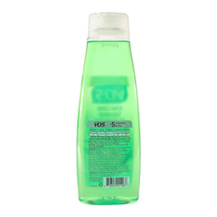 Alberto VO5 Kiwi Lime Squeeze cabello limpio y suave tras uso regular.